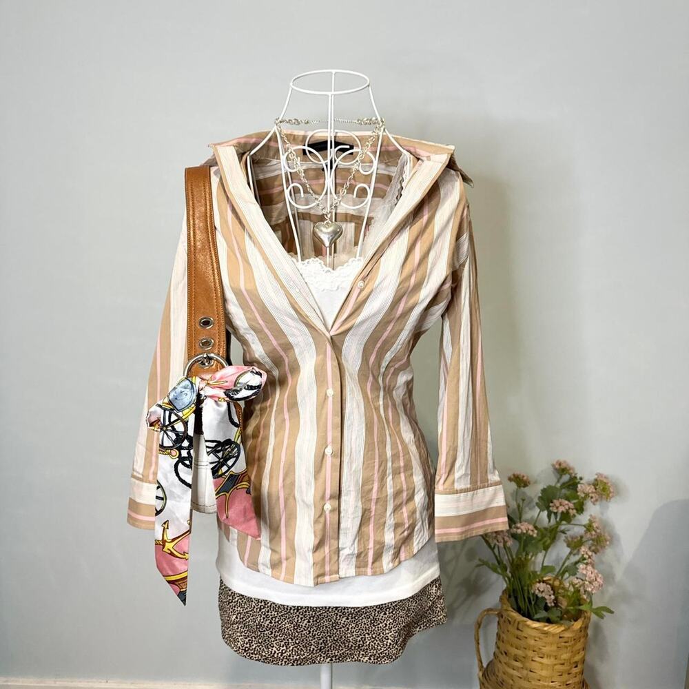 Gorgeous vintage y2k 90s brown & pink striped fitted button up top
